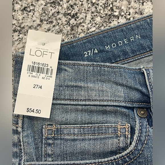 LOFT Distressed Bermuda Shorts NWT 4 / 27 cuffed raw hem - Picture 3 of 10